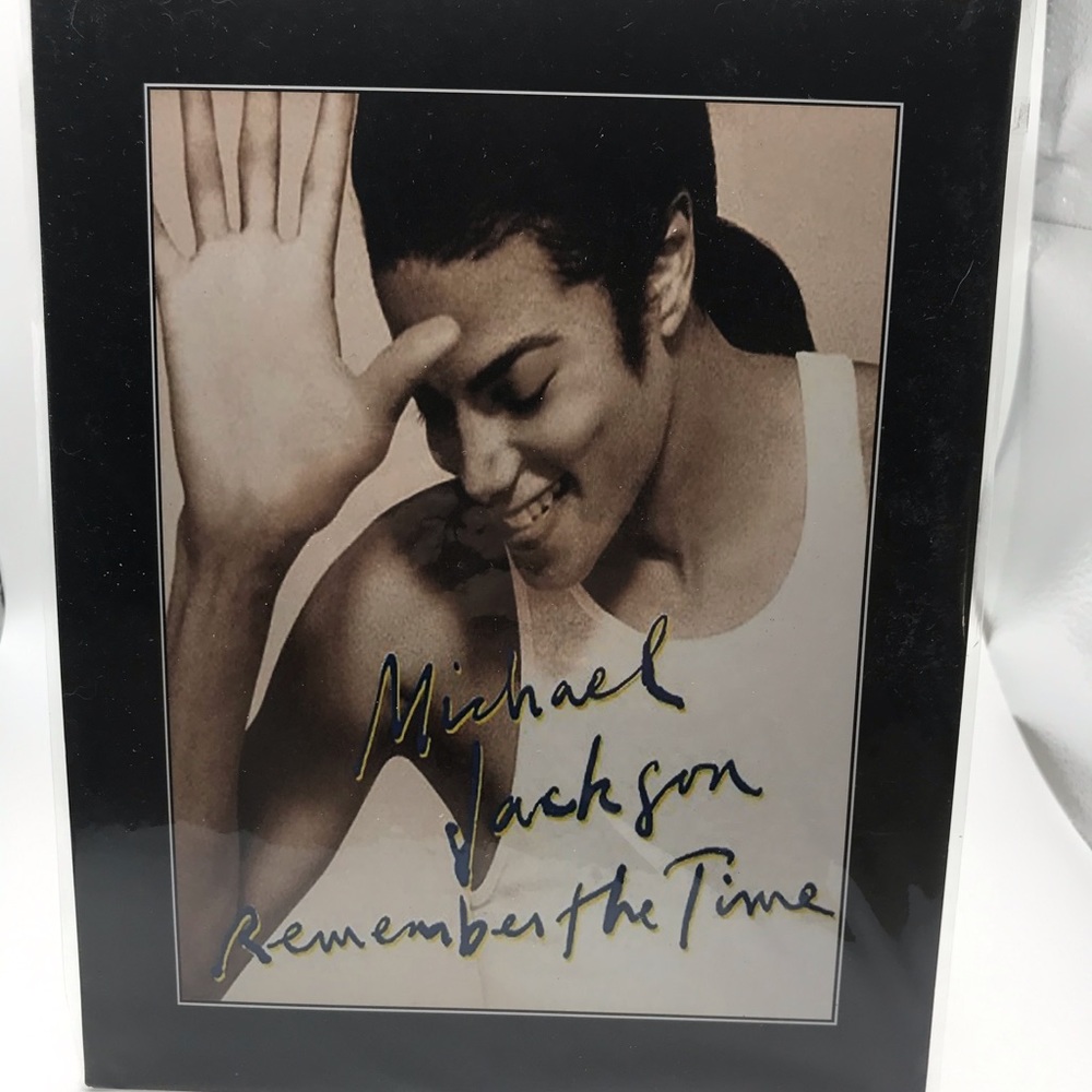 🥰4/$25 - Michael Jackson Picture